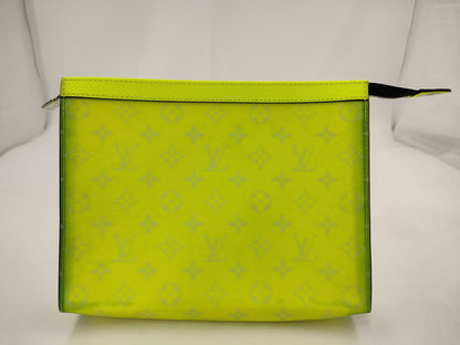 LOUIS VUITTON Pochette Voyage Second Bag