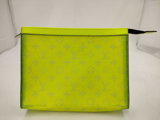 LOUIS VUITTON Pochette Voyage Second Bag