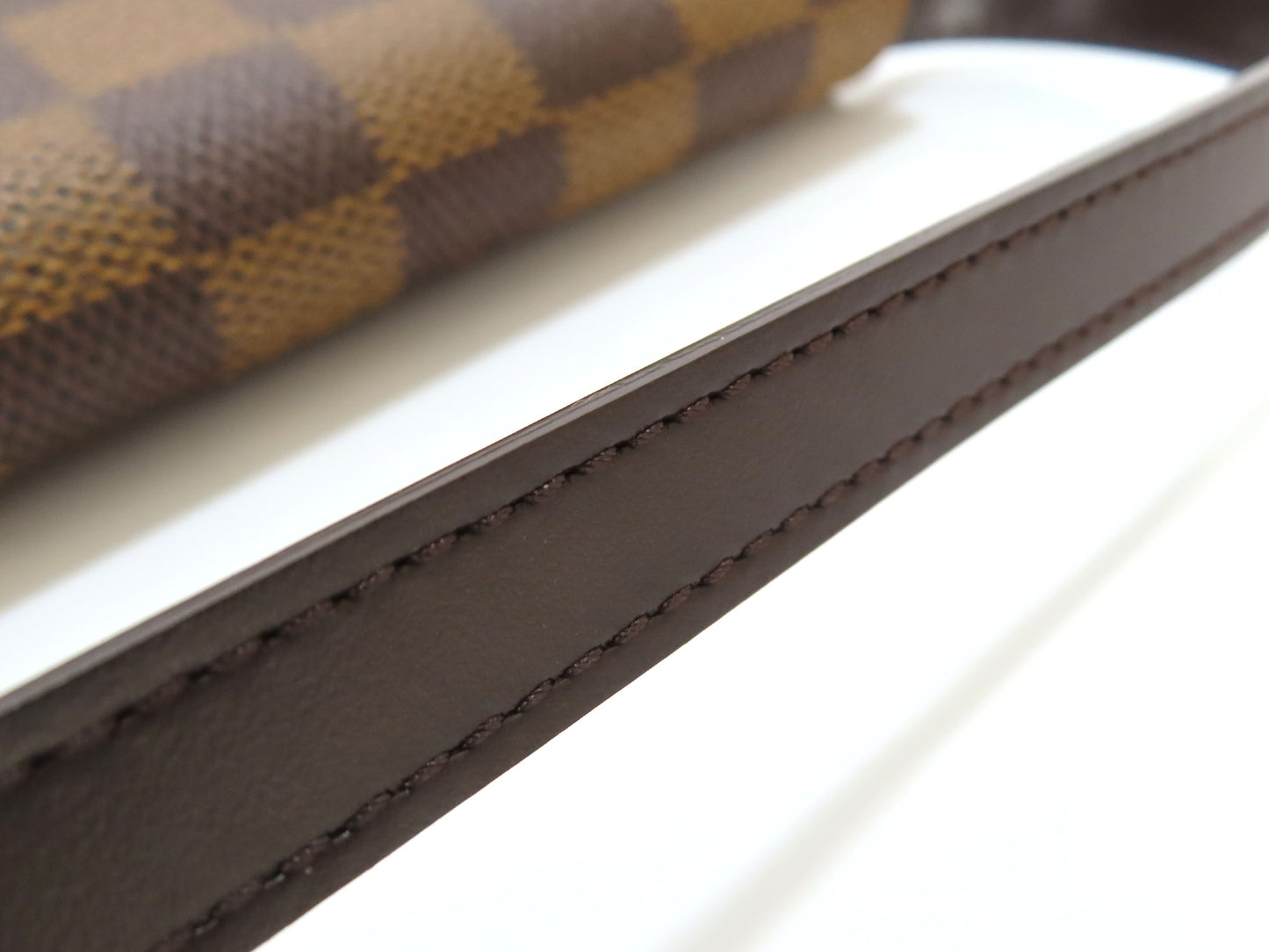 LOUIS VUITTON Louis Vuitton Damier Handbag