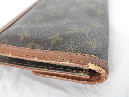 LOUIS VUITTON Monogram LV Push Lock Second Bag