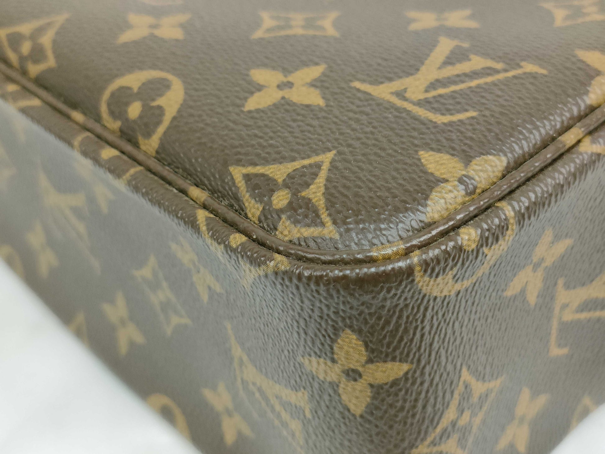(10307_0042) LOUIS VUITTON Monogram True Towel M47522 MB0086 Second Bag