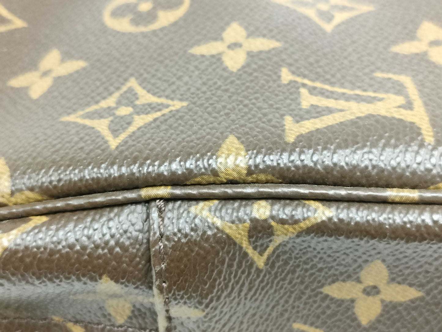 (10307_0042) LOUIS VUITTON Monogram True Towel M47522 MB0086 Second Bag