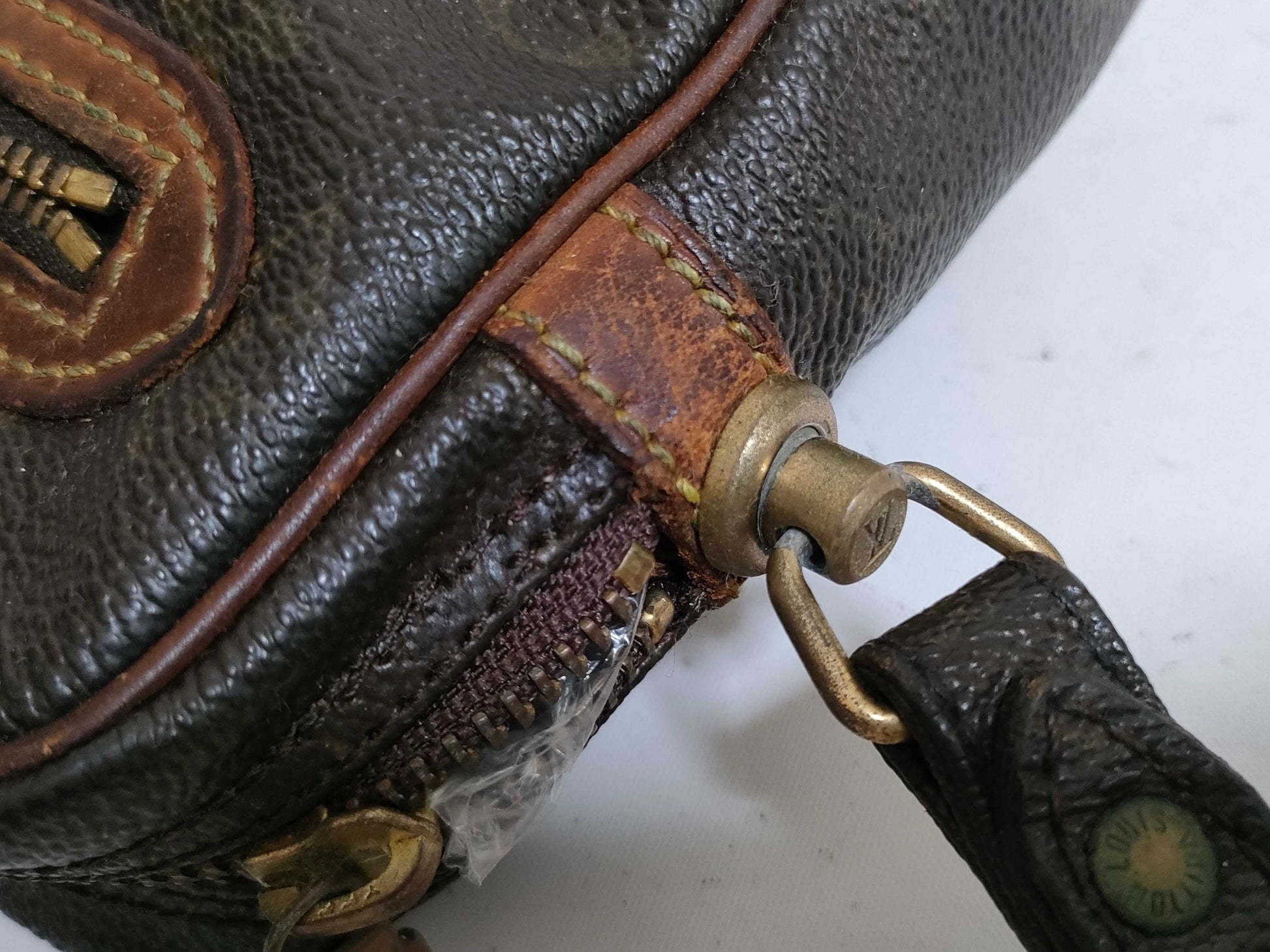 (10320_0440) LOUIS VUITTON Monogram Marly Dragonne PM Bag M51827 Serial Number Unknown