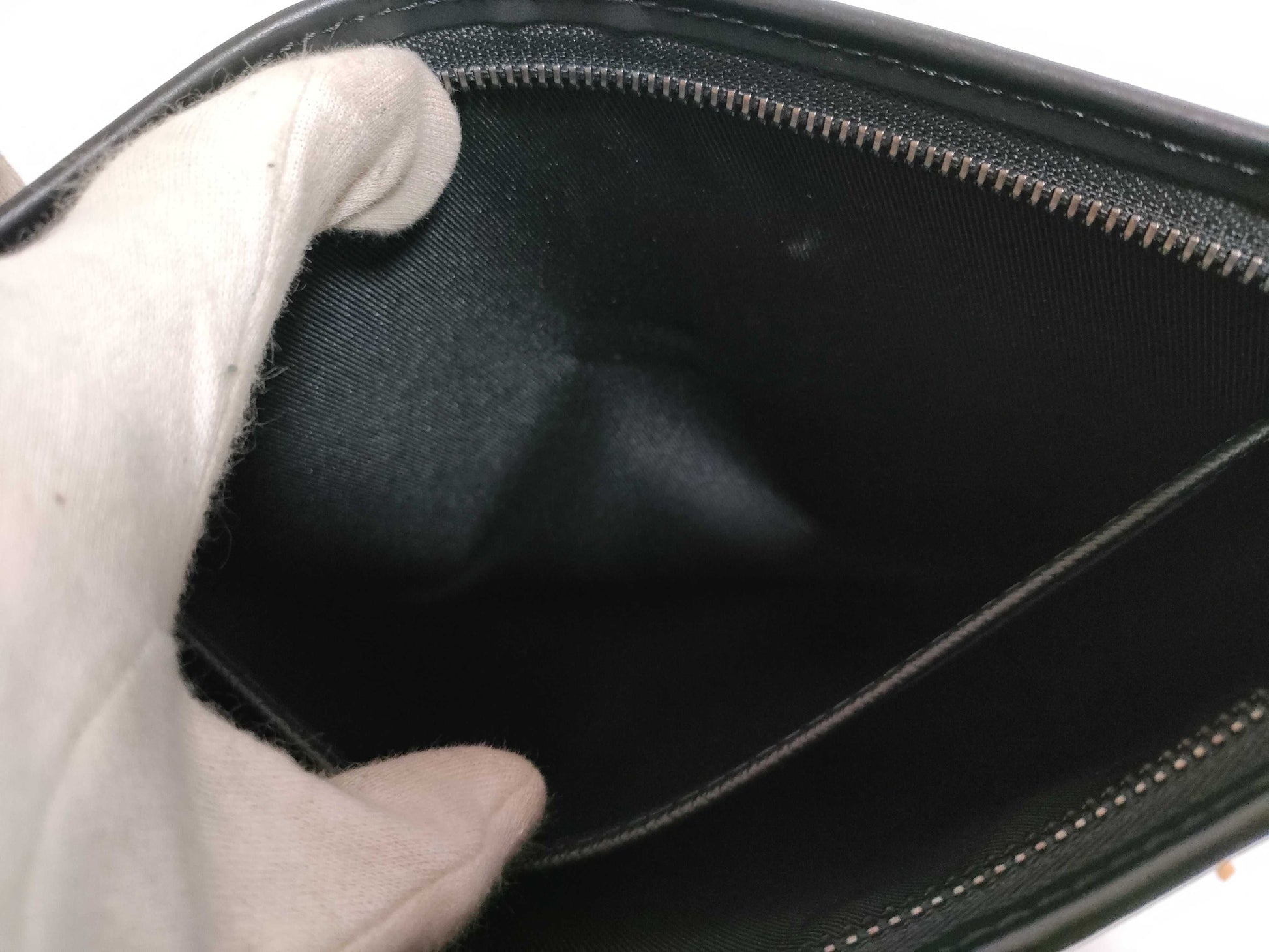 (10307_0235) LOUIS VUITTON LV Monogram Eclipse Pochette Voyage M61692/RFID Second Bag