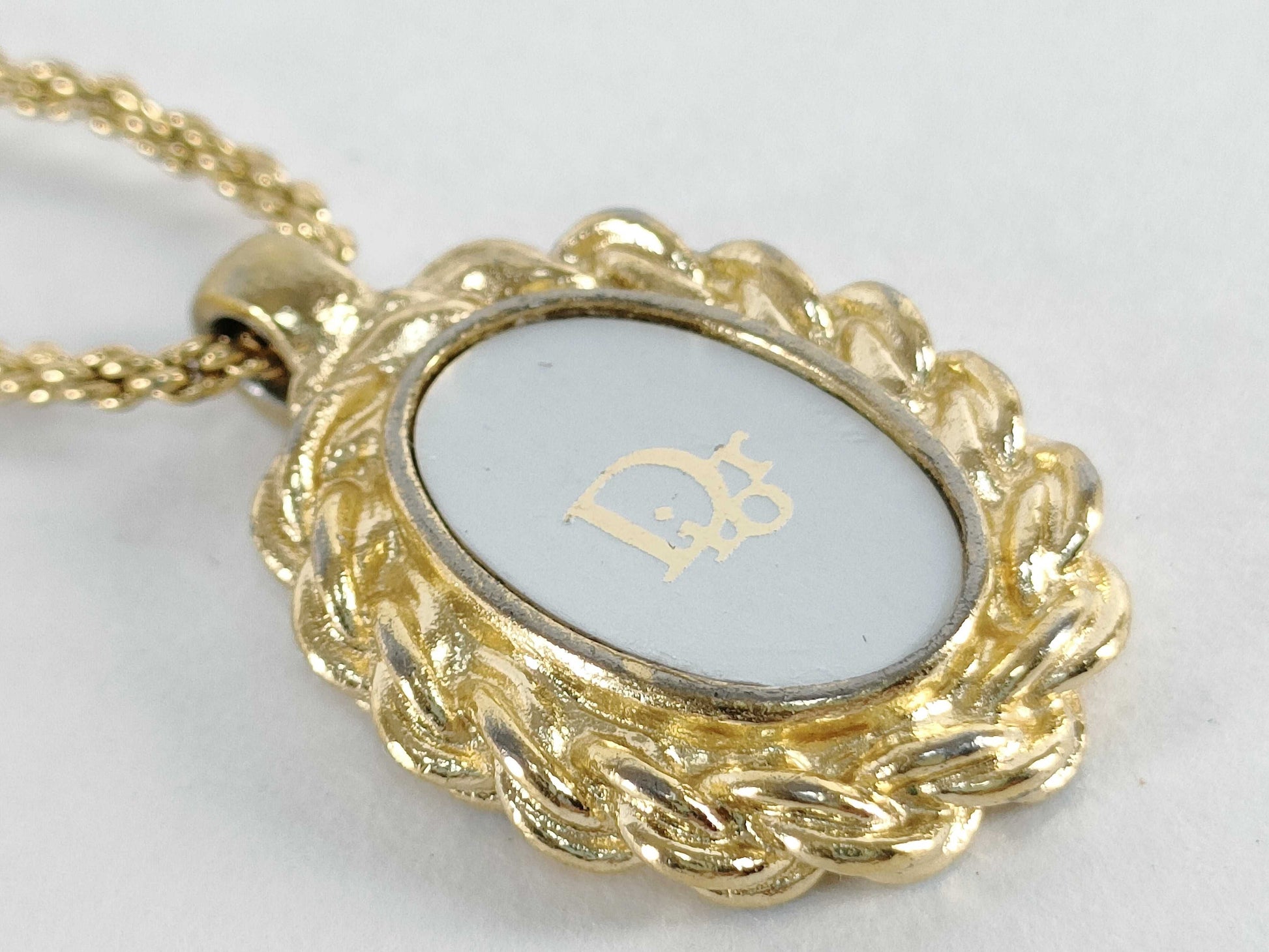 Dior Necklace 8.7g Necklace