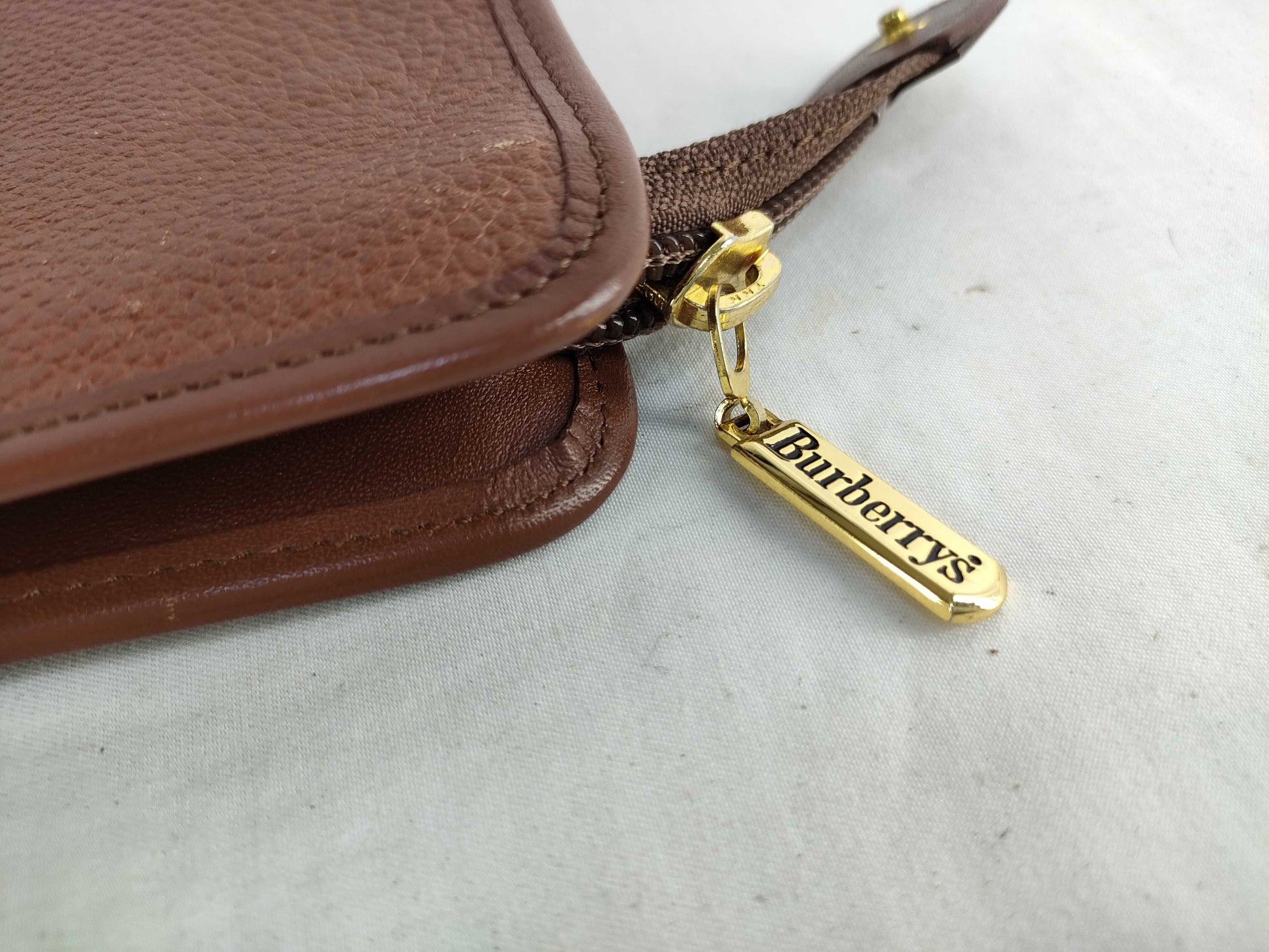 (10310_0120) BURBERRY Second Bag Brown Second Bag