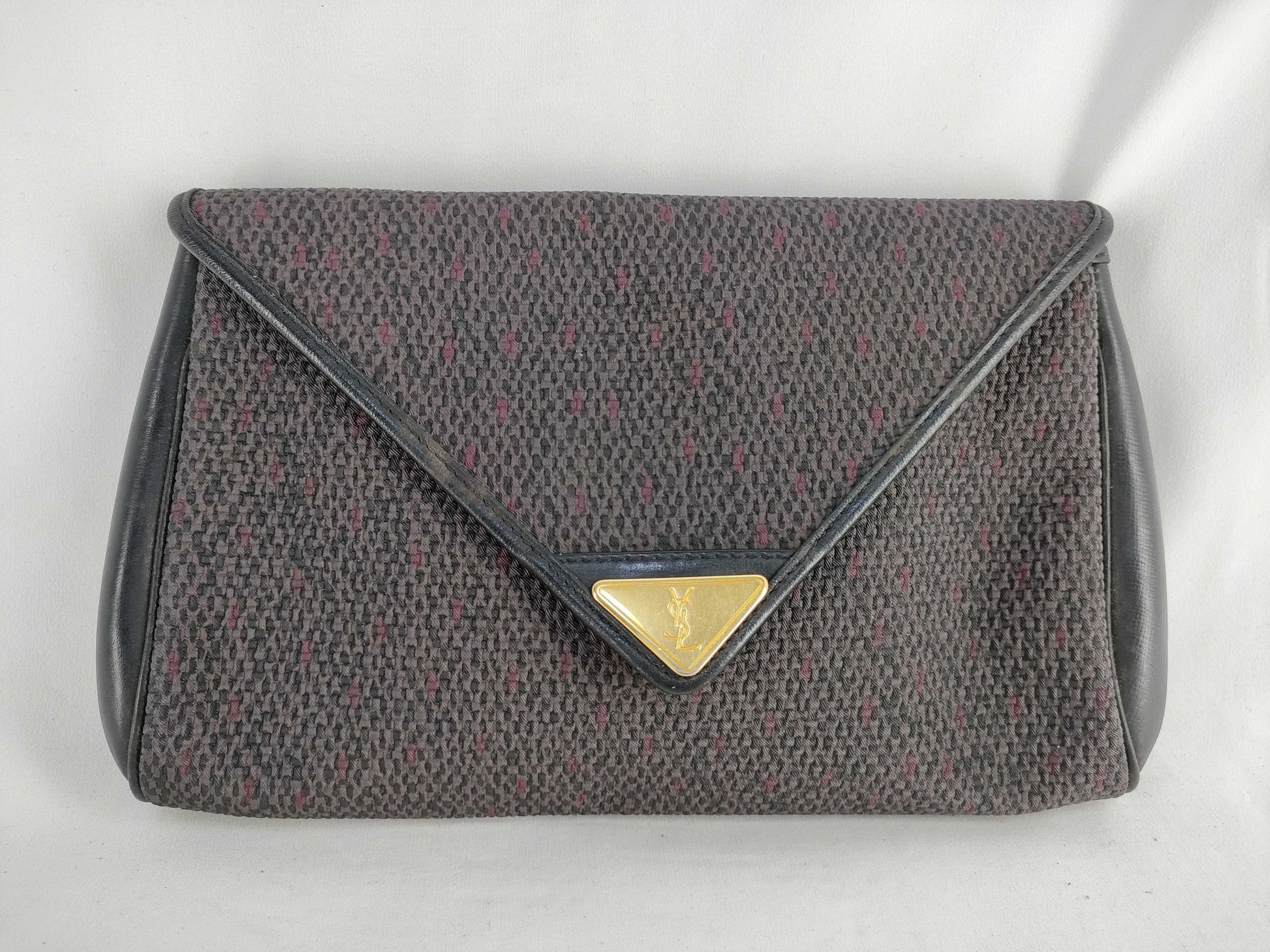 (10310_0263) SAINT LAURENT Yves Saint Laurent Second Bag Logo Black Second Bag