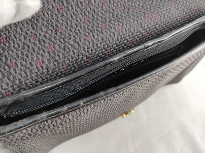(10310_0263) SAINT LAURENT Yves Saint Laurent Second Bag Logo Black Second Bag