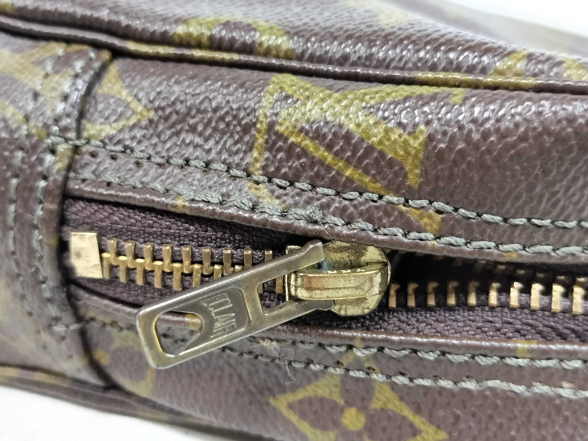 (10319_0081) LOUIS VUITTON Monogram Louis Vuitton True Toilet 23 Monogram Second Bag