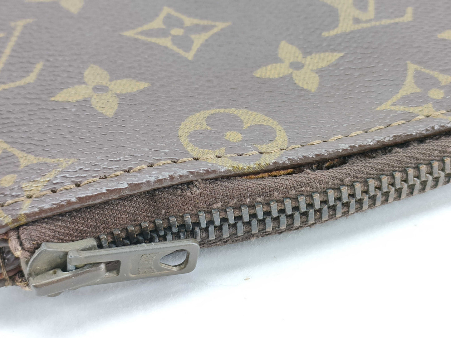 (10320_0156) LOUIS VUITTON Monogram Louis Vuitton Poche Document Monogram Second Bag