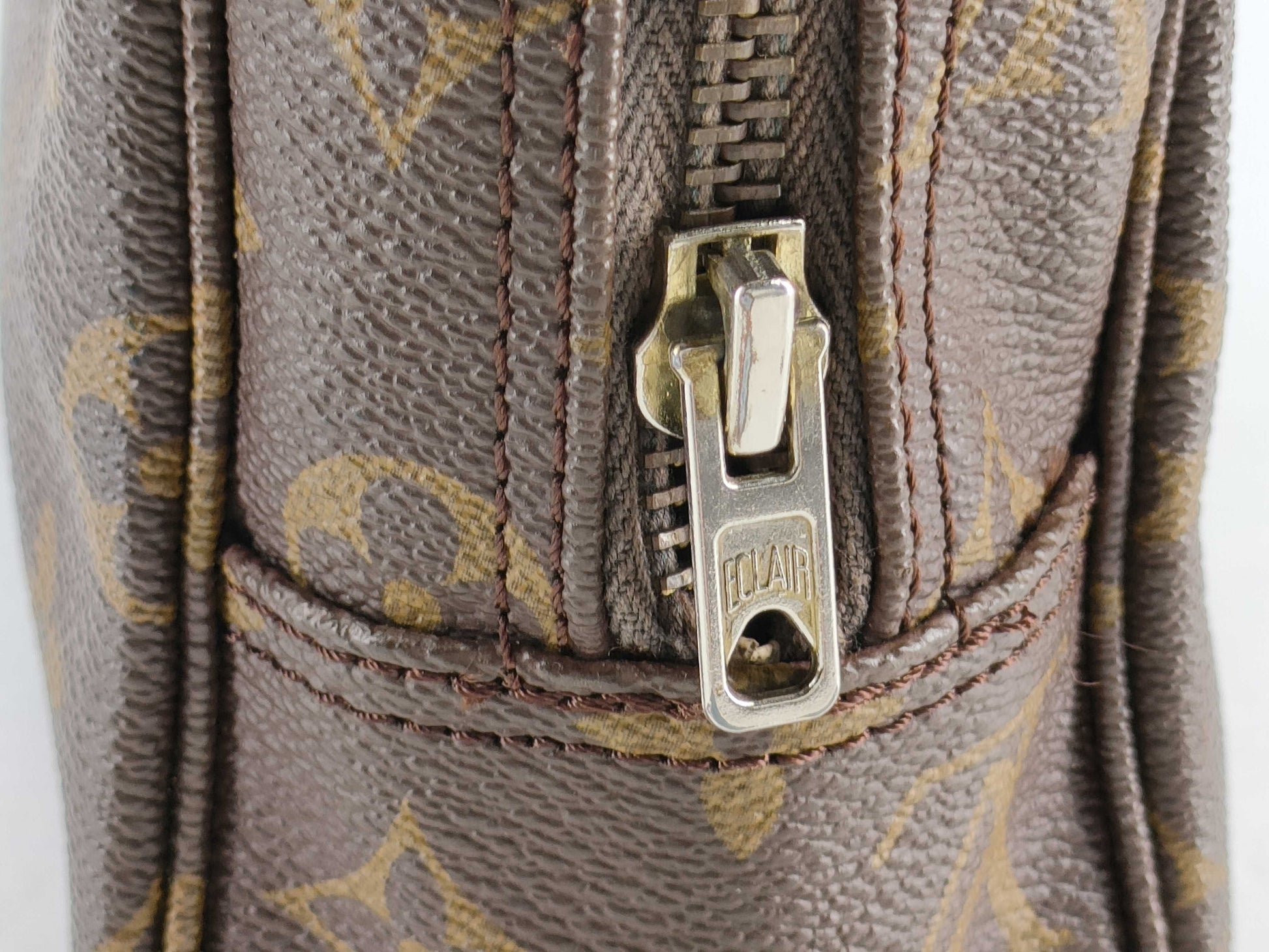 (10307_0101) LOUIS VUITTON Monogram Louis Vuitton True Toilet 23 Monogram Second Bag