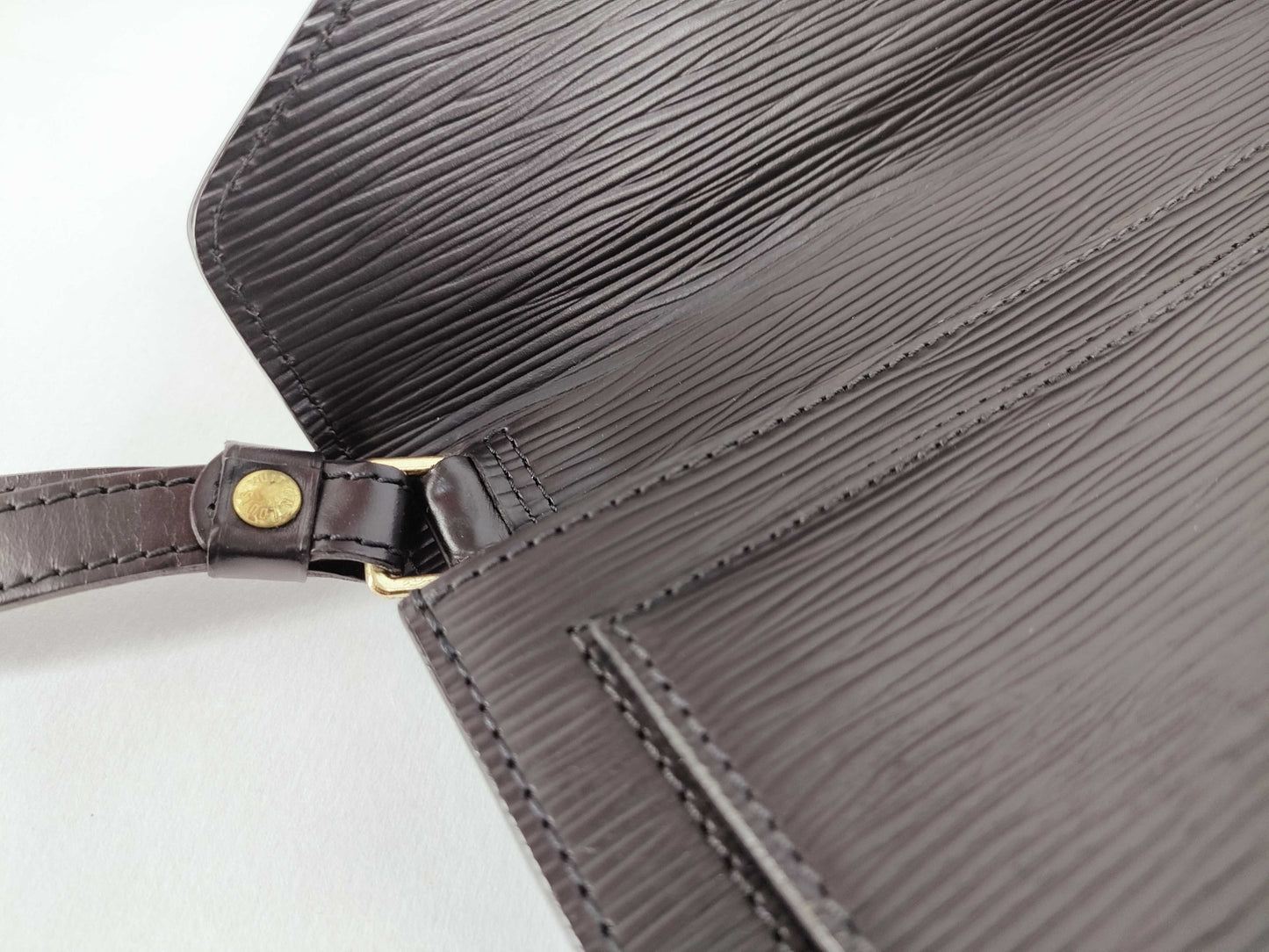 (10307_0131) LOUIS VUITTON Epi Leather LV Epi Serie Dragonne M52612 VI0094 Second Bag