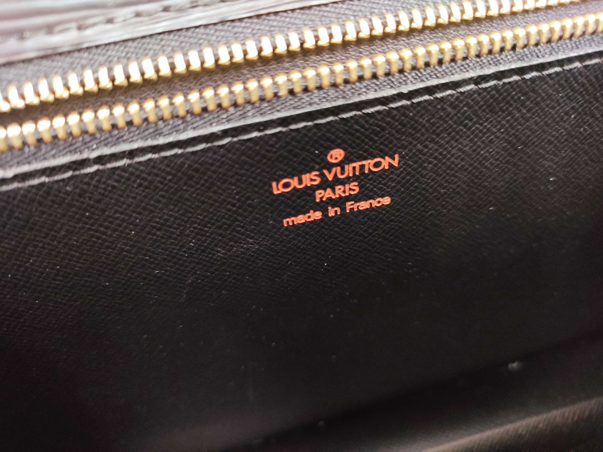 (10307_0131) LOUIS VUITTON Epi Leather LV Epi Serie Dragonne M52612 VI0094 Second Bag