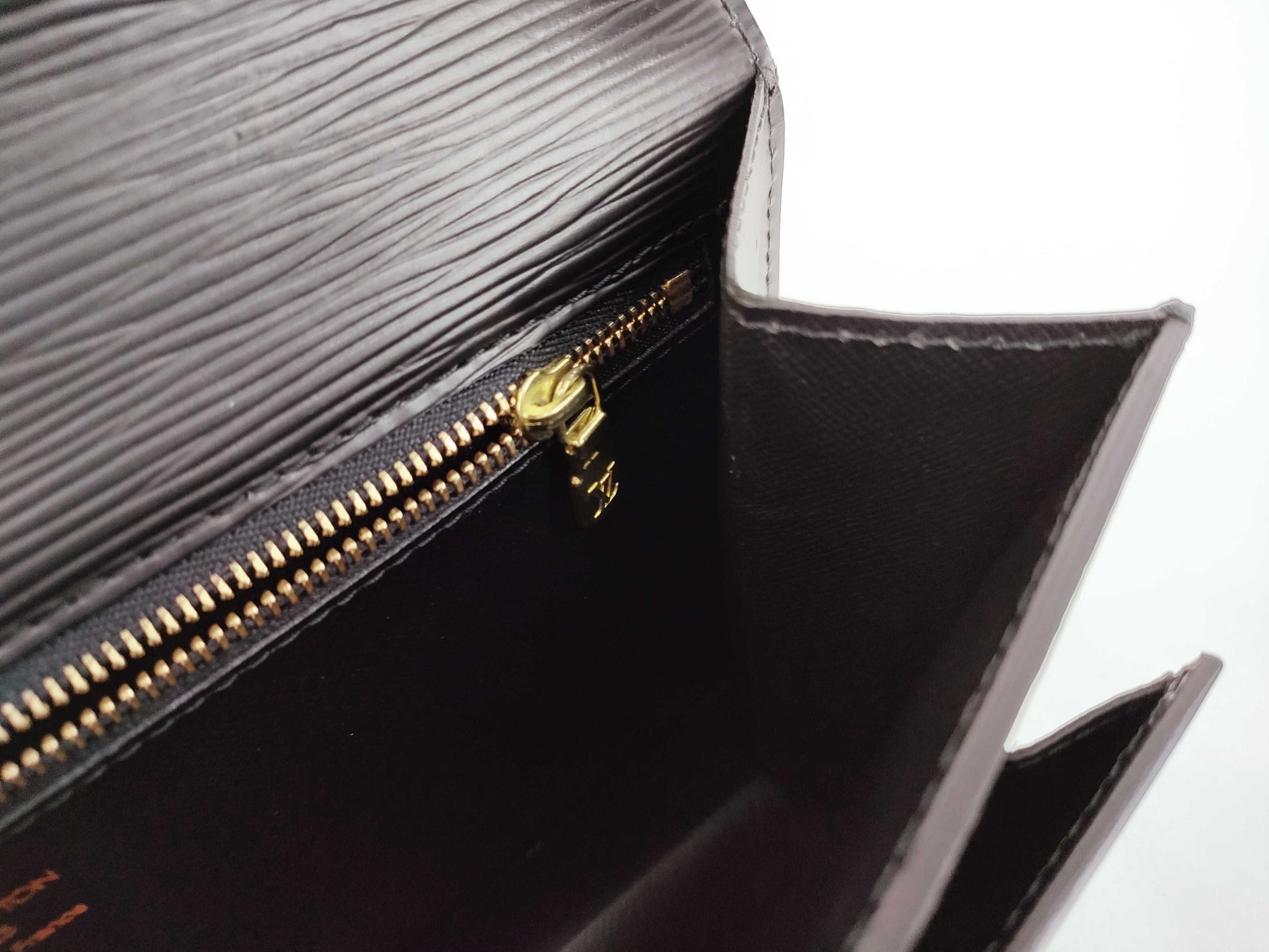 (10307_0131) LOUIS VUITTON Epi Leather LV Epi Serie Dragonne M52612 VI0094 Second Bag