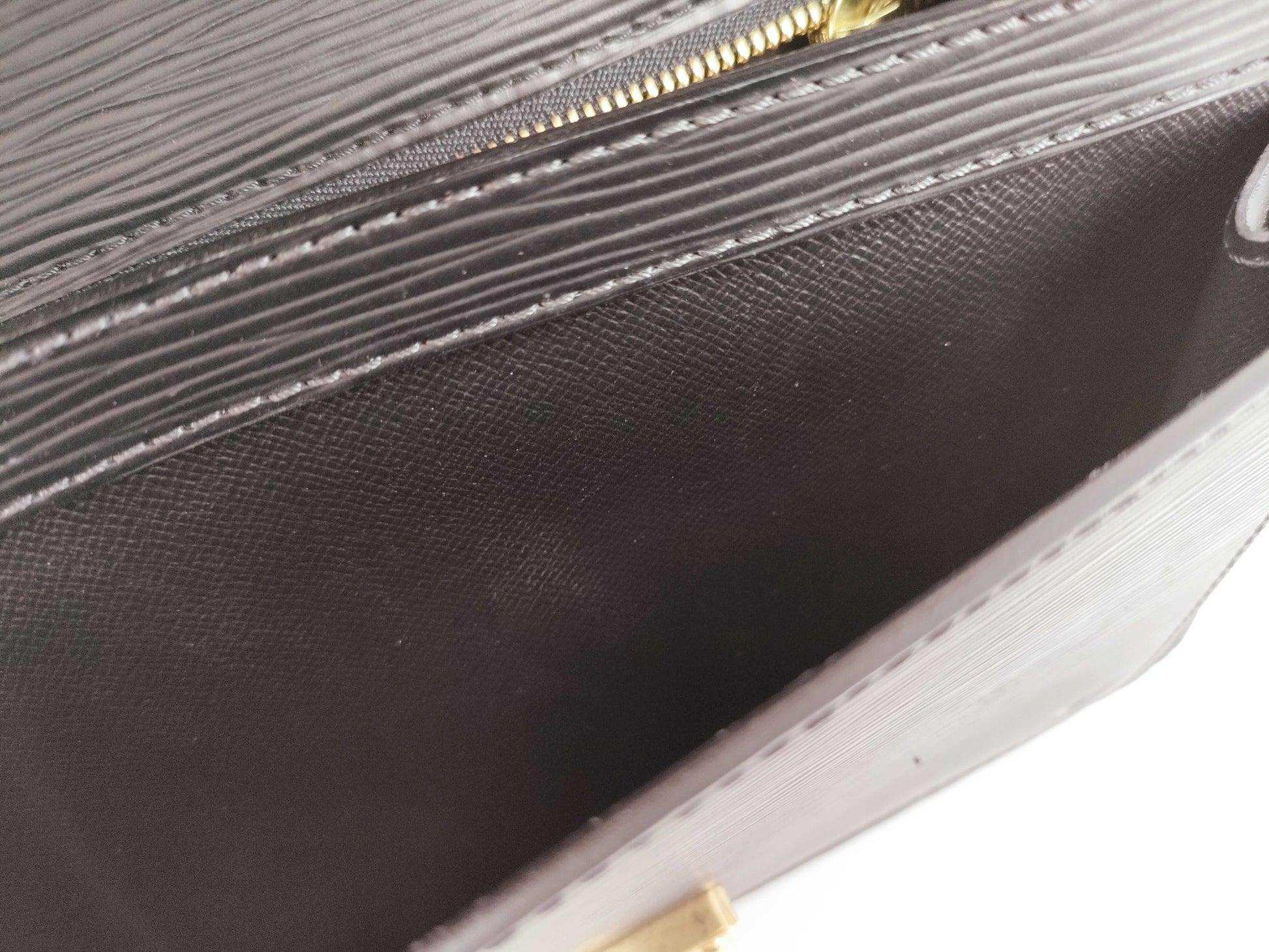 (10307_0131) LOUIS VUITTON Epi Leather LV Epi Serie Dragonne M52612 VI0094 Second Bag