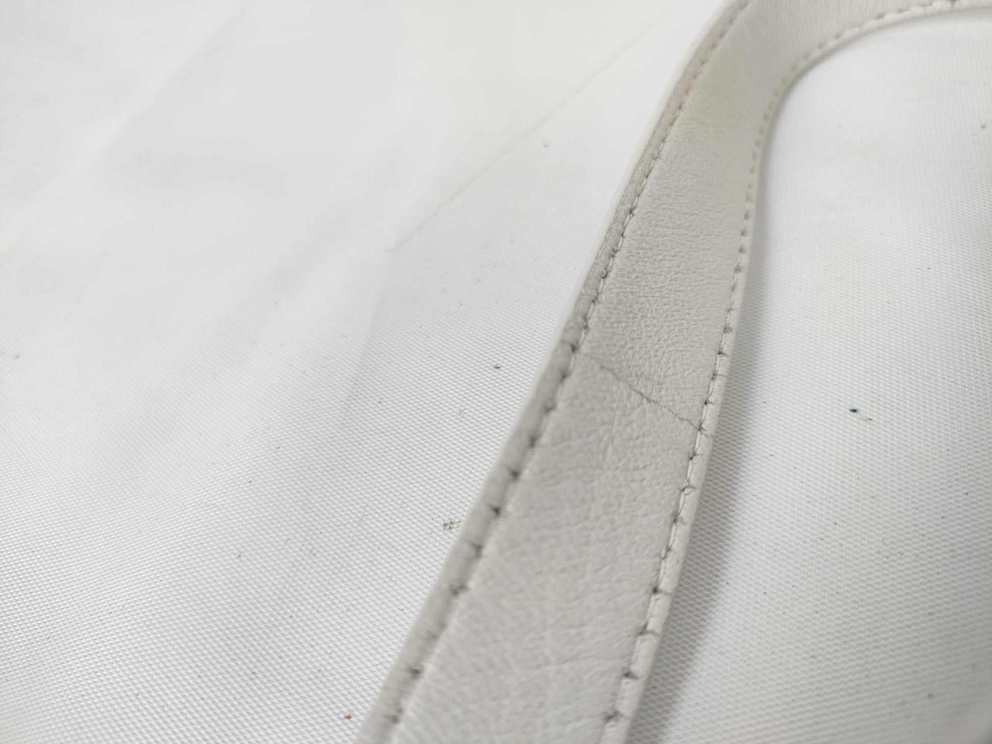 BOTTEGA VENETA Intrecciato Bottega Veneta Maxi Intrecciato Candy Cassette Shoulder Bag