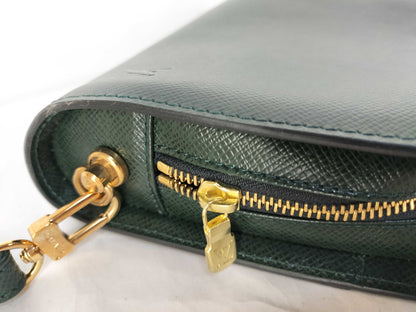 LOUIS VUITTON Taiga brand second bag