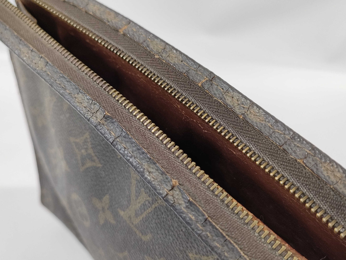 LOUIS VUITTON Louis Vuitton M47542 Poche Toilette 26 Second Bag Second Bag