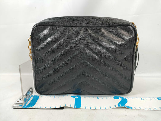 CHANEL Caviar Skin Chevron V-Stitch Fringe Chain Shoulder Bag 2556869