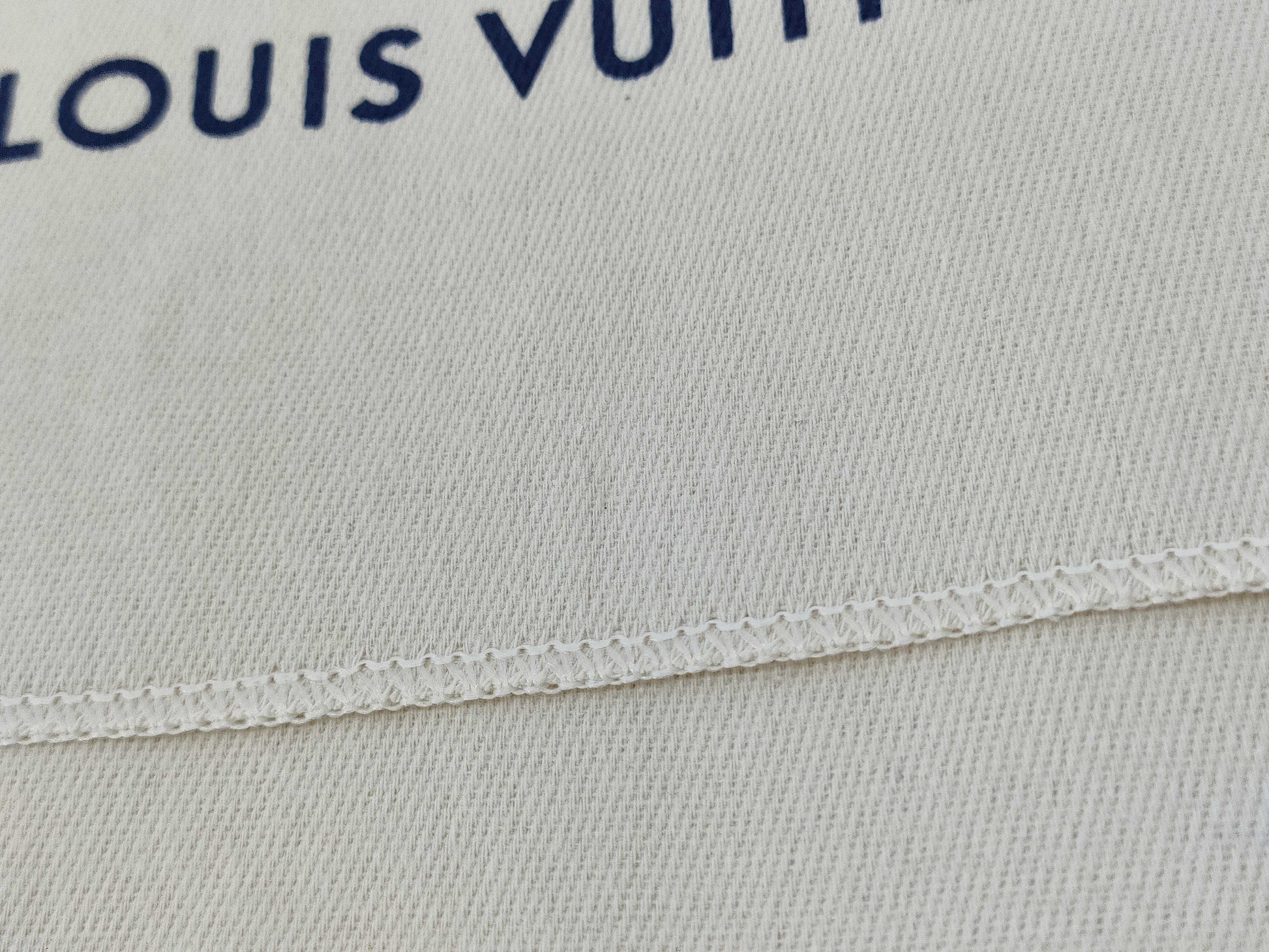 LOUIS VUITTON Current Storage Bags for Small Items, 15-Piece Set 