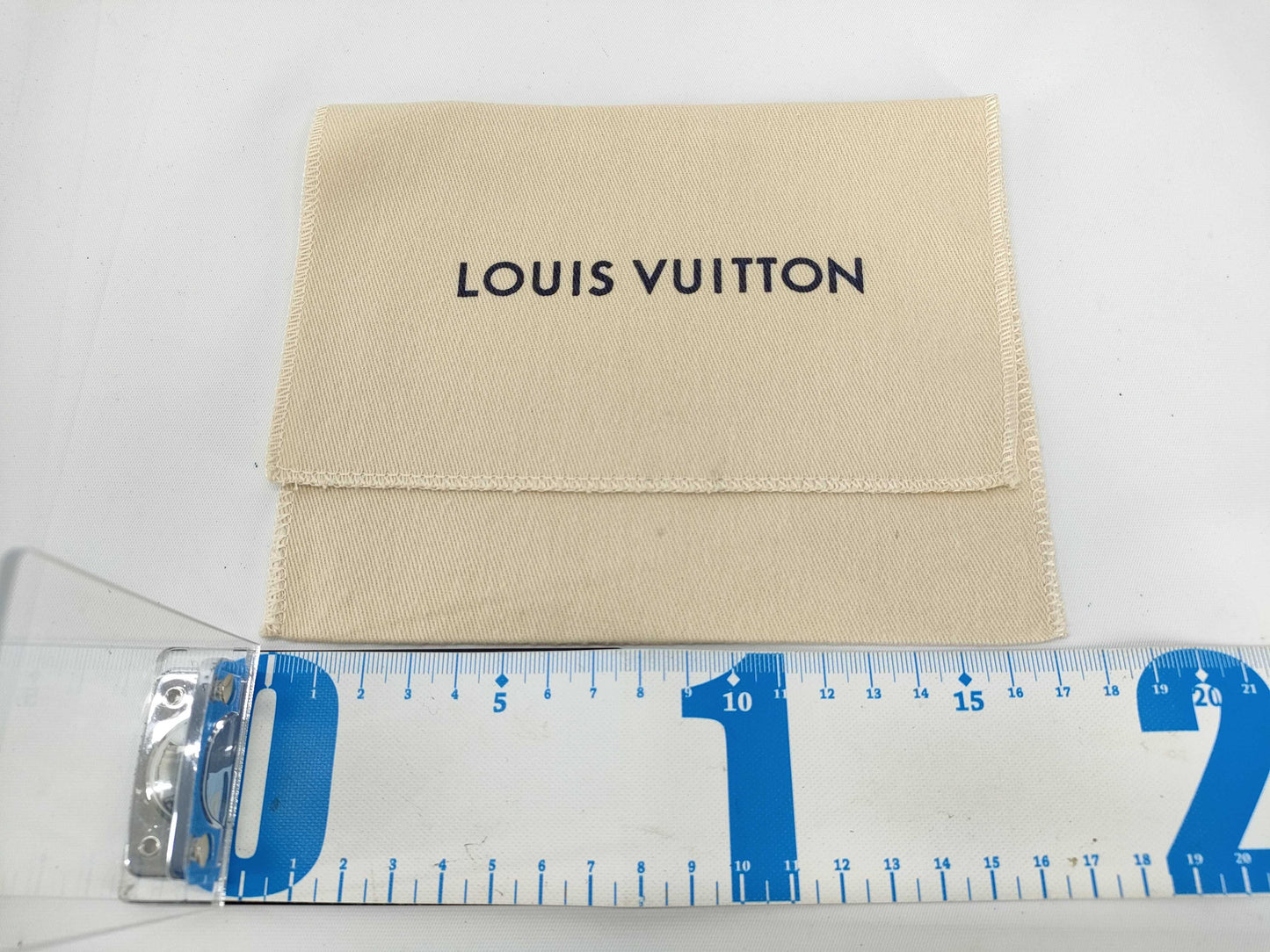 LOUIS VUITTON Current Storage Bags for Small Items, 15-Piece Set 