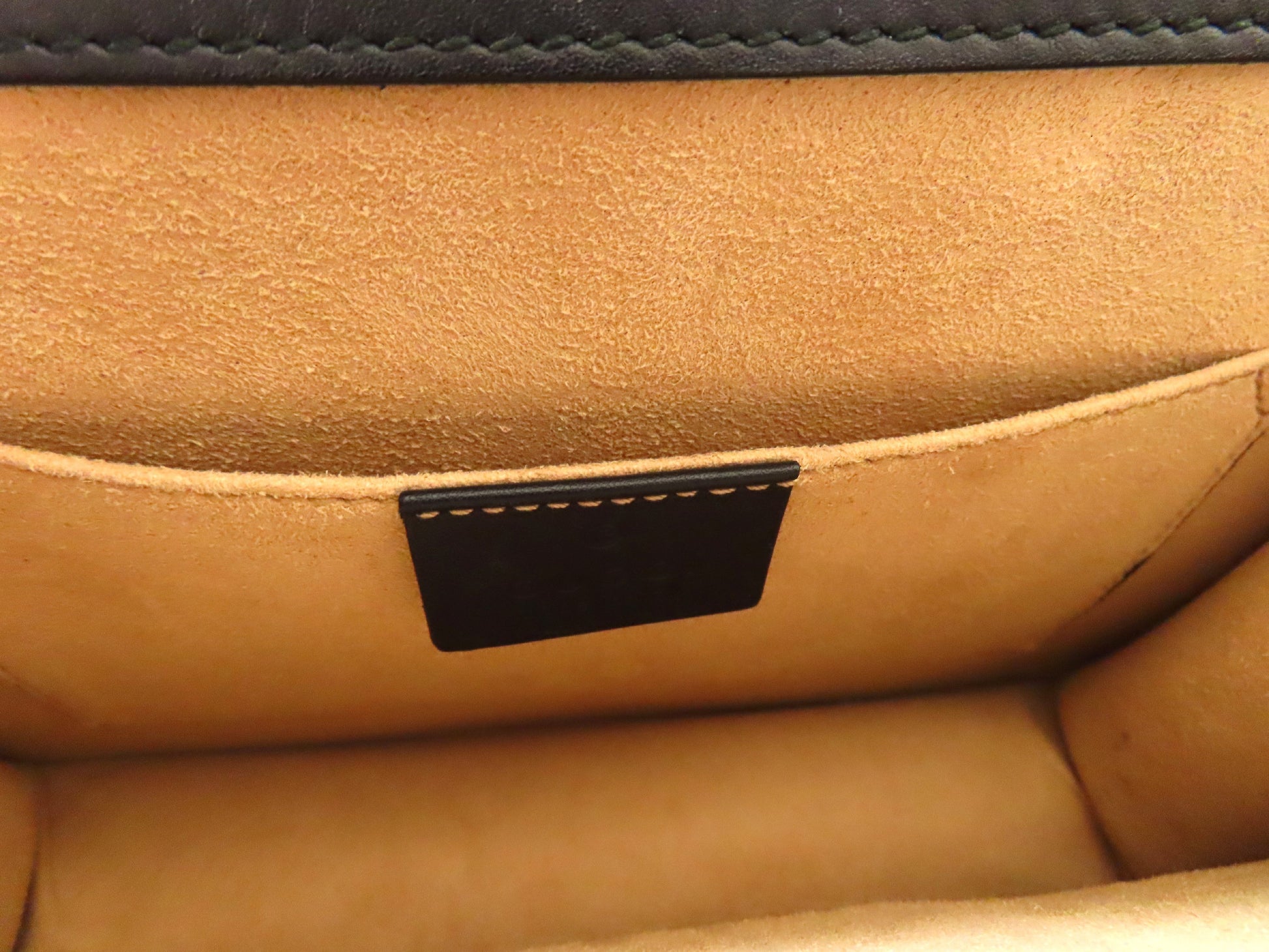 GUCCI Leather Shoulder Bag