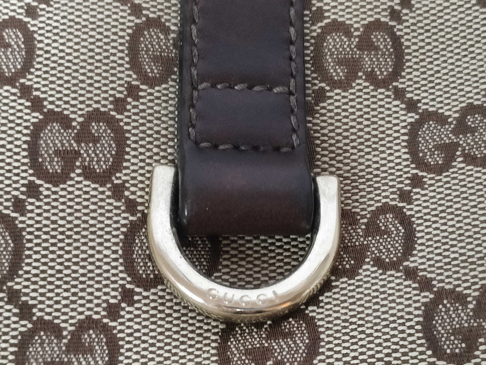 GUCCI GUCCI GG Canvas Sherry Shoulder Tote Bag