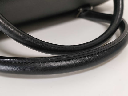 BURBERRY Black Handbag