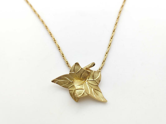 Dior necklace