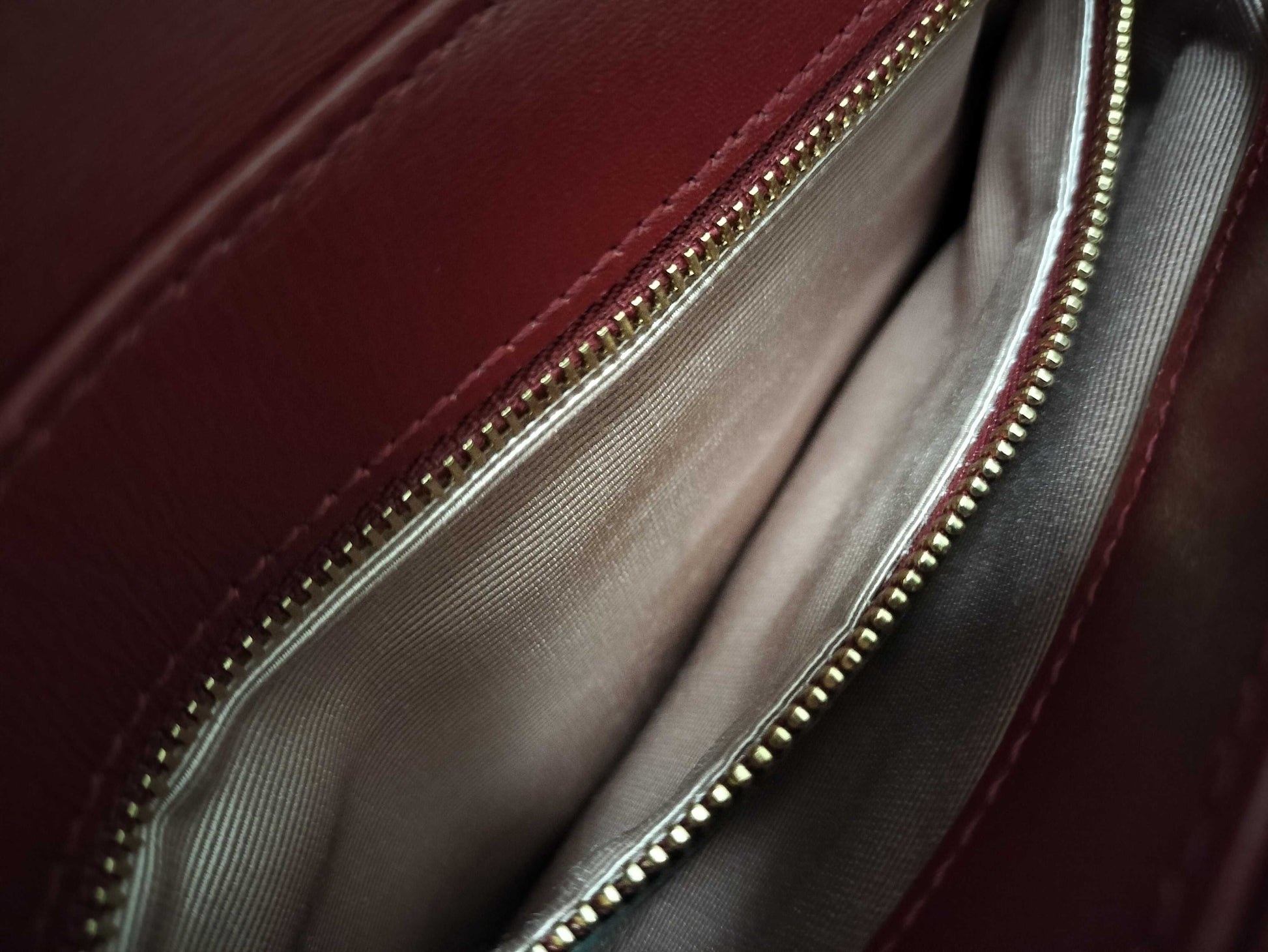 GUCCI Ally Marmont Shoulder Bag