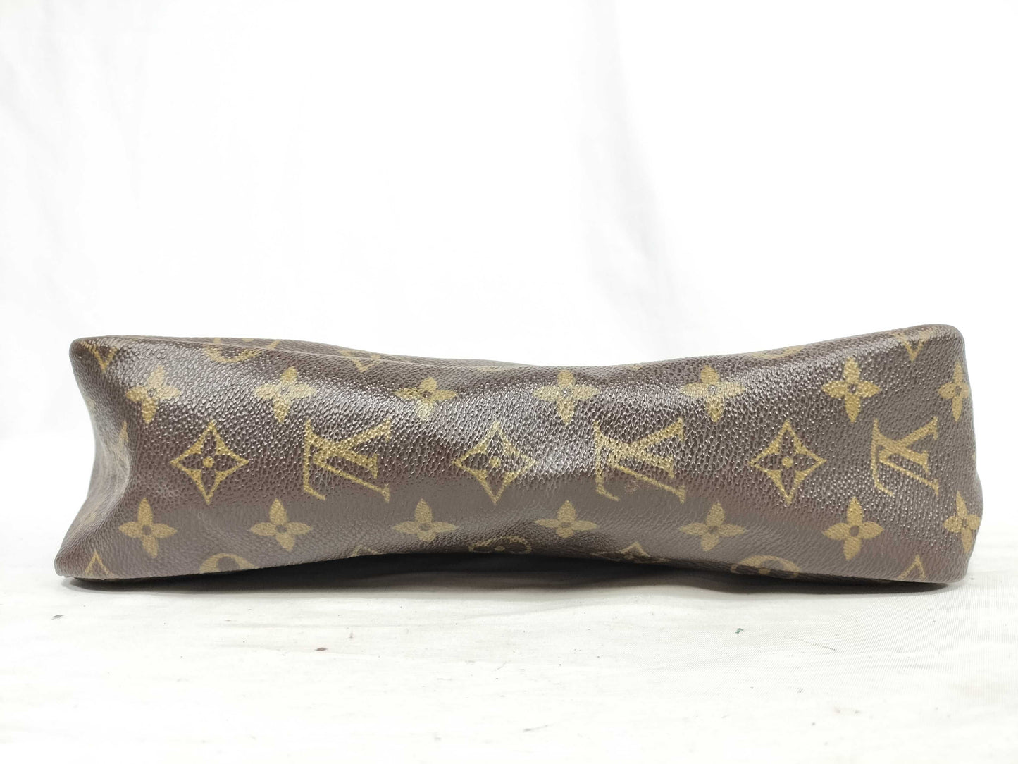 LOUIS VUITTON Monogram Louis Vuitton Monogram True Toilet 28 M47522 Second Bag