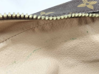 LOUIS VUITTON Monogram Louis Vuitton Monogram True Toilet 28 M47522 Second Bag