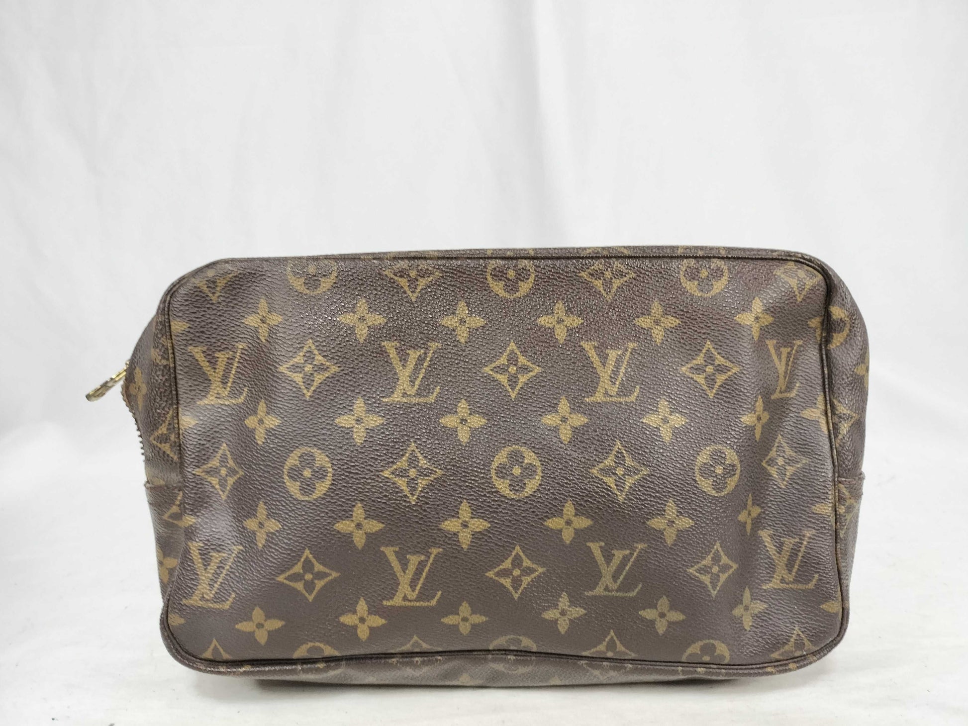 LOUIS VUITTON Monogram Louis Vuitton Monogram True Toilet 28 M47522 Second Bag