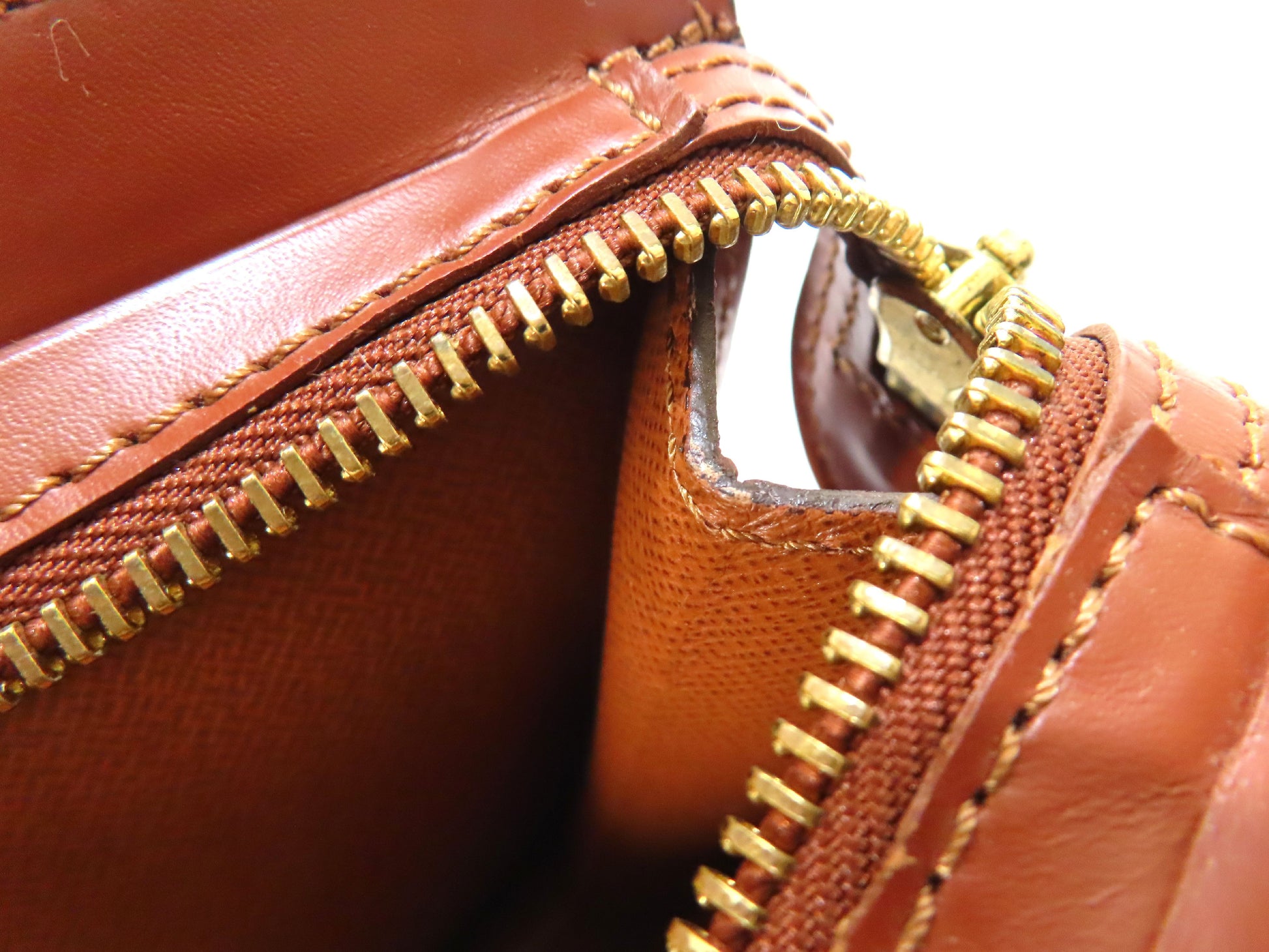 LOUIS VUITTON Monogram Pochette Homme TH8910 Second Bag