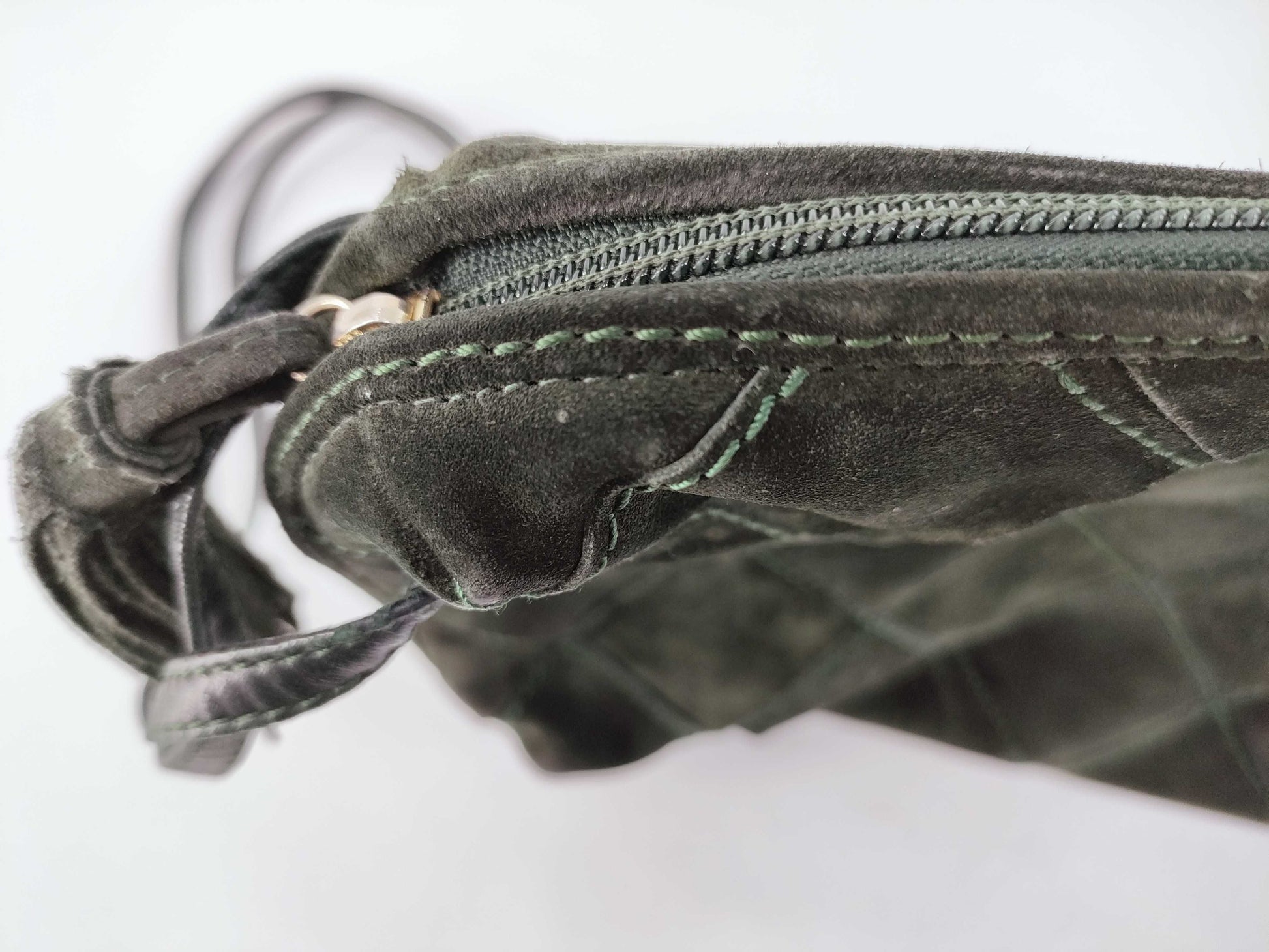 BOTTEGA VENETA Maxi Intrecciato Shoulder Bag