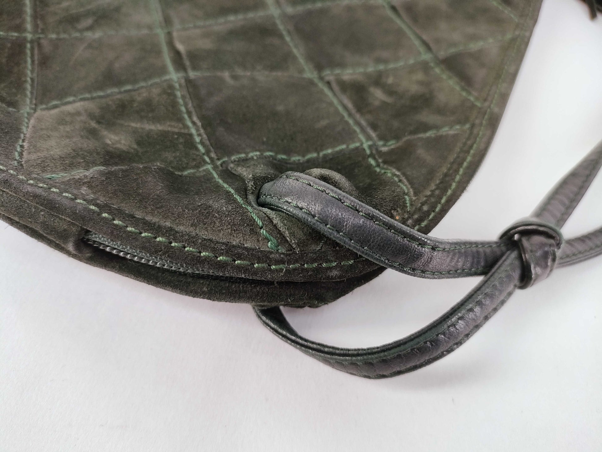 BOTTEGA VENETA Maxi Intrecciato Shoulder Bag