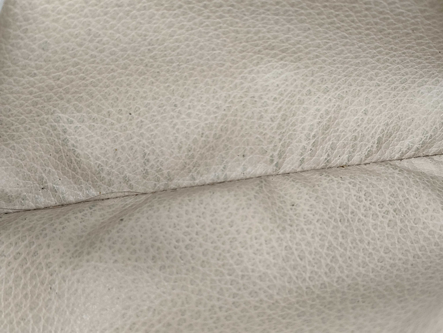 LOUIS VUITTON Monogram Truest Wallet 28 Second Bag