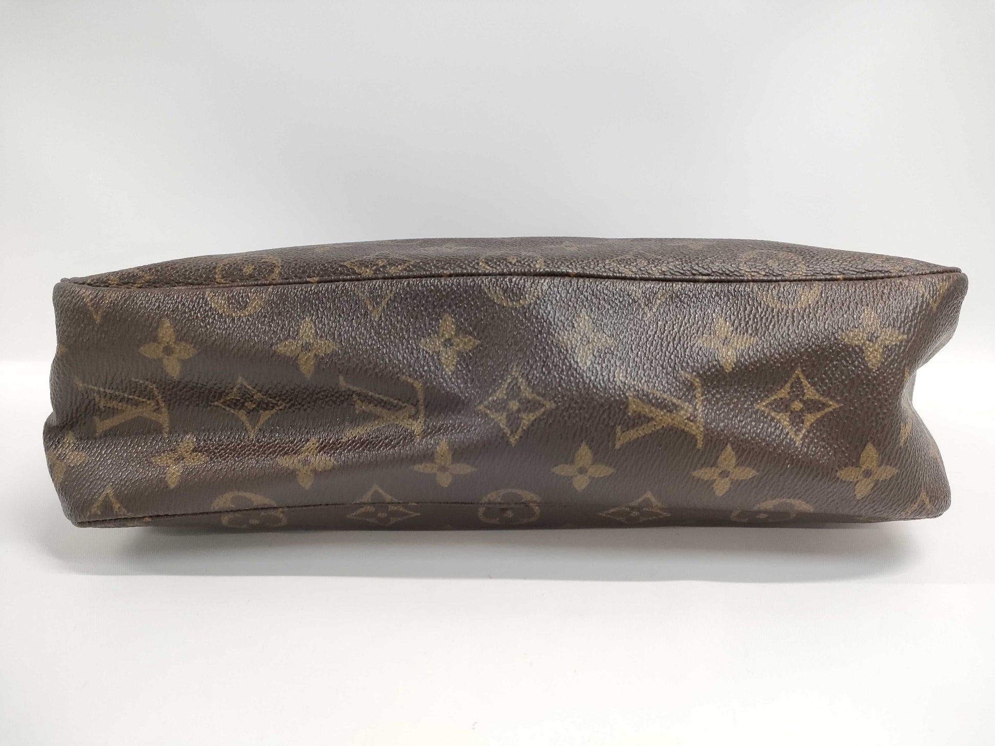 LOUIS VUITTON Monogram Truest Wallet 28 Second Bag