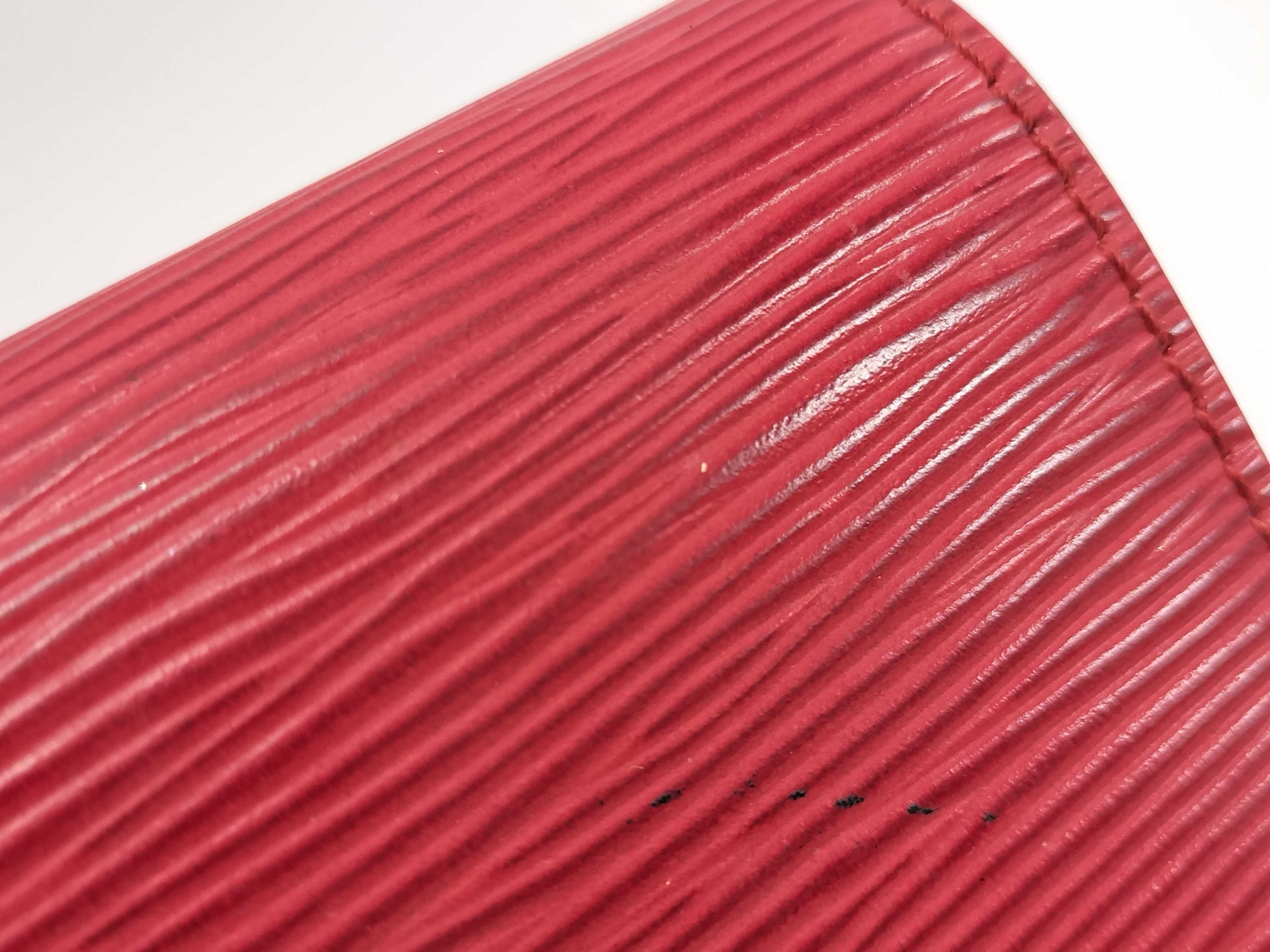LOUIS VUITTON M52577 Epialche Pochette Castilian Red Second Bag