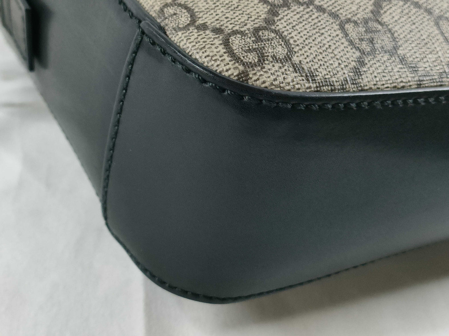 GUCCI GG Supreme 450949 GG Supreme Second Bag Black Second Bag
