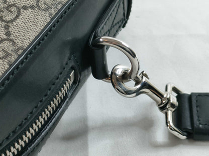 GUCCI GG Supreme 450949 GG Supreme Second Bag Black Second Bag