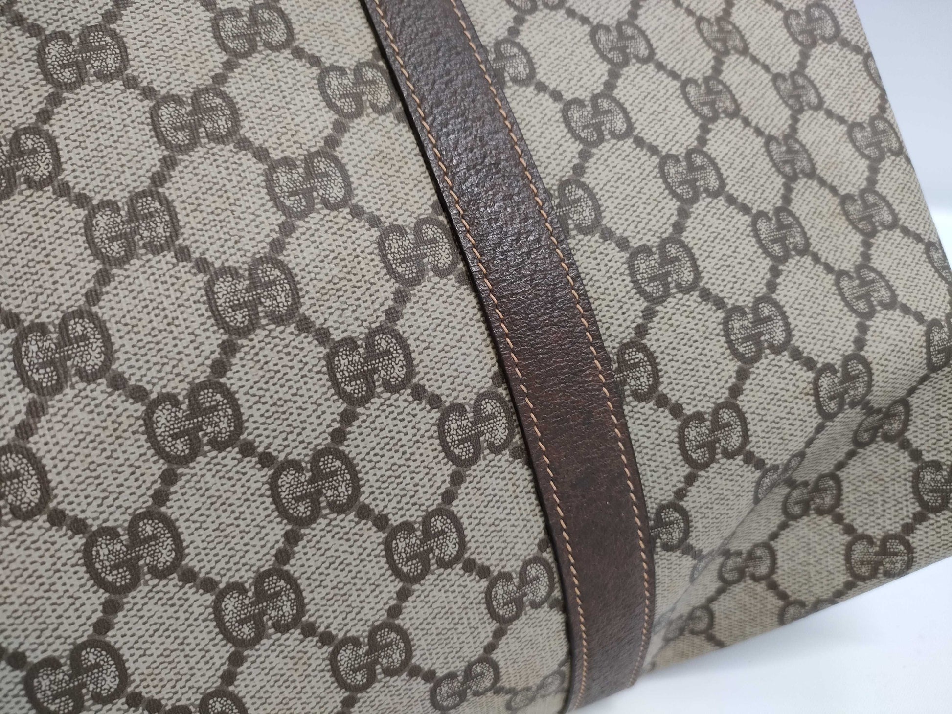 GUCCI GG Supreme Tote Bag