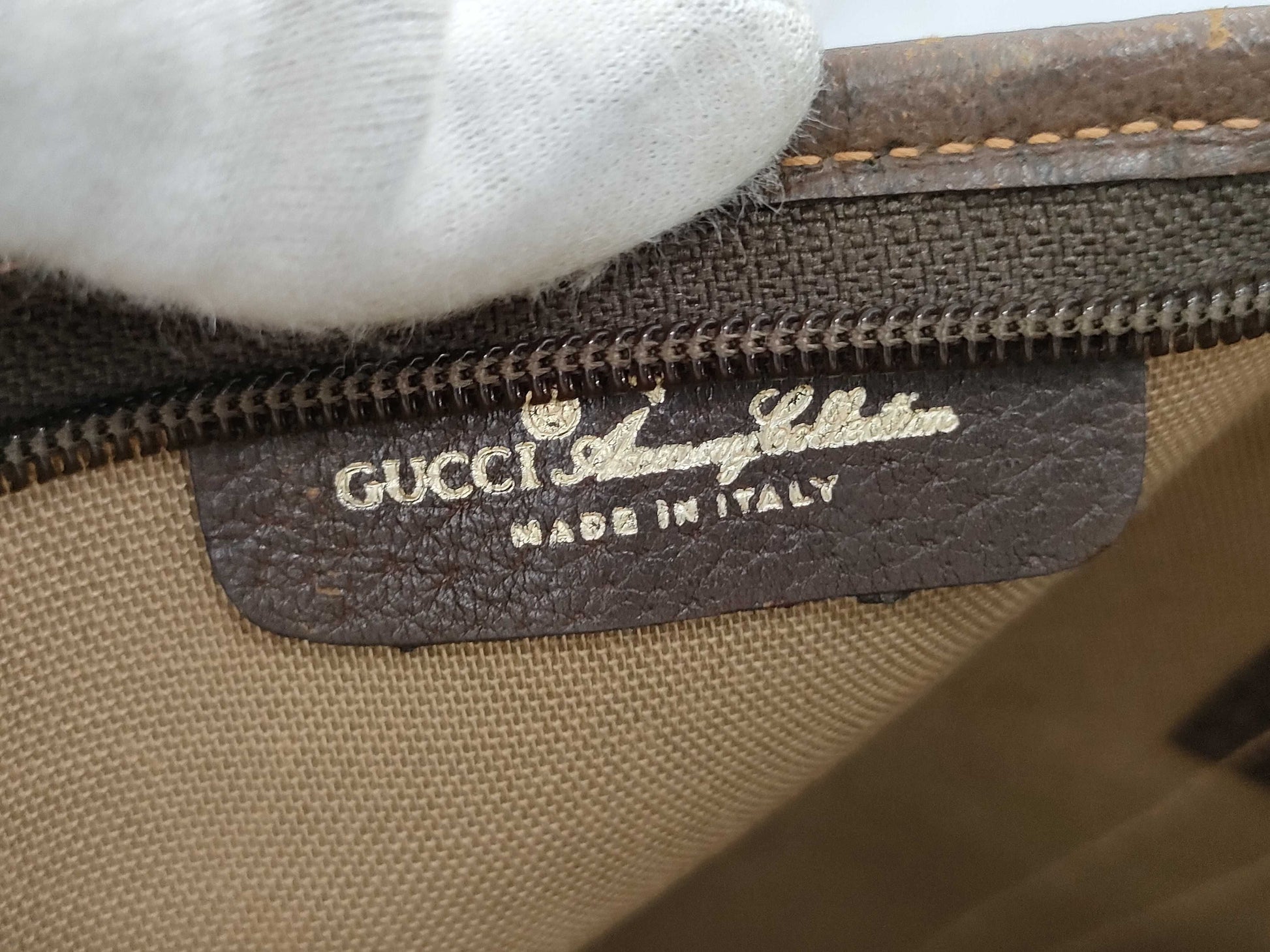 GUCCI GG Supreme Tote Bag