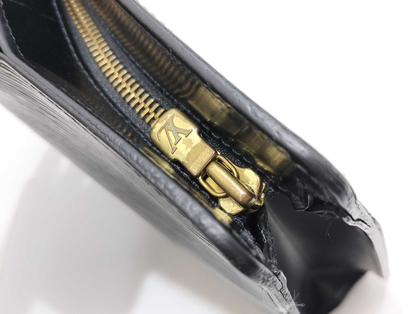 LOUIS VUITTON Epi LV Epi Pochette Homme Second Bag