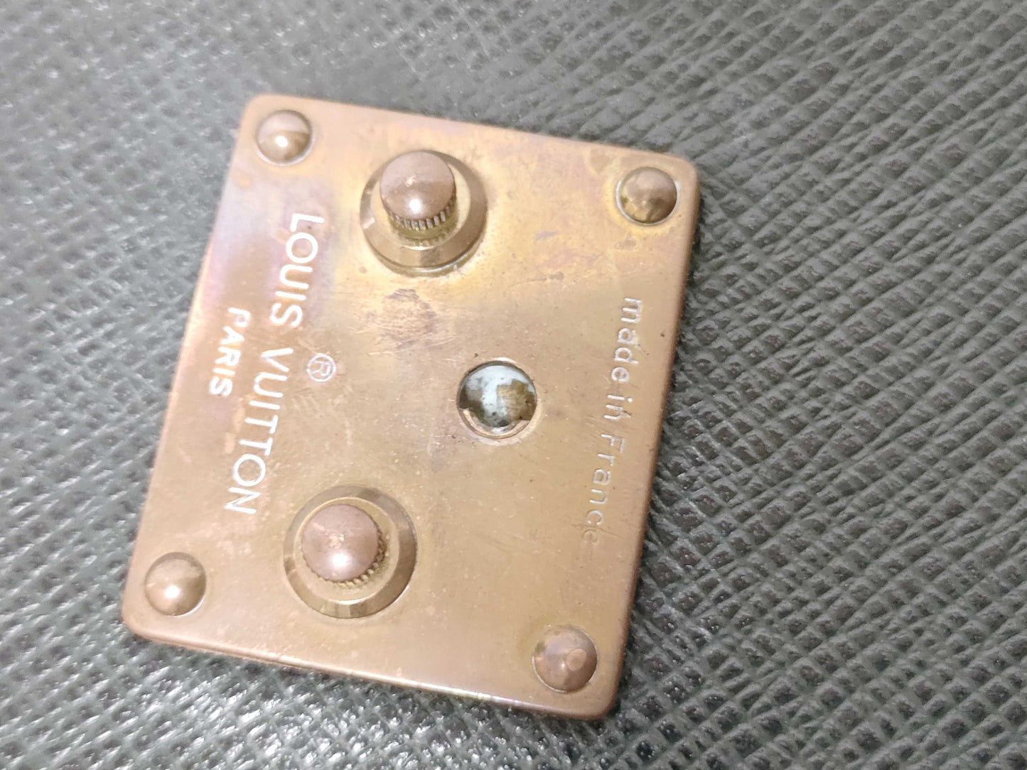 LOUIS VUITTON Taiga Louis Vuitton bag second bag