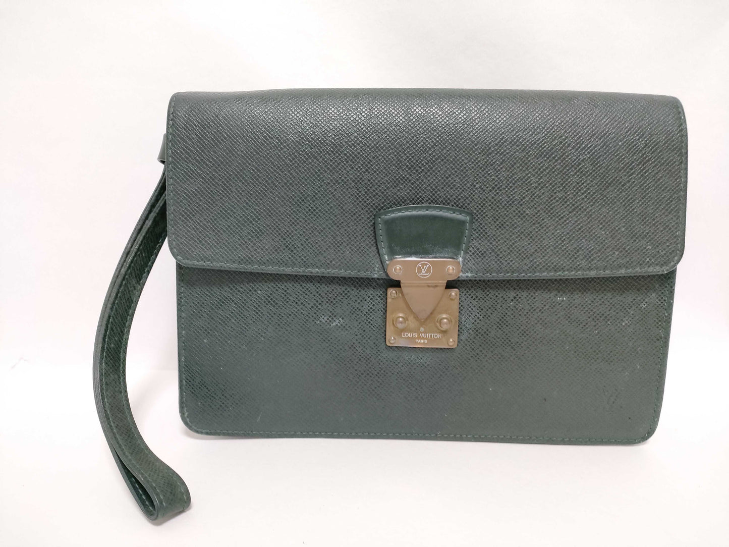 LOUIS VUITTON Taiga Louis Vuitton bag second bag