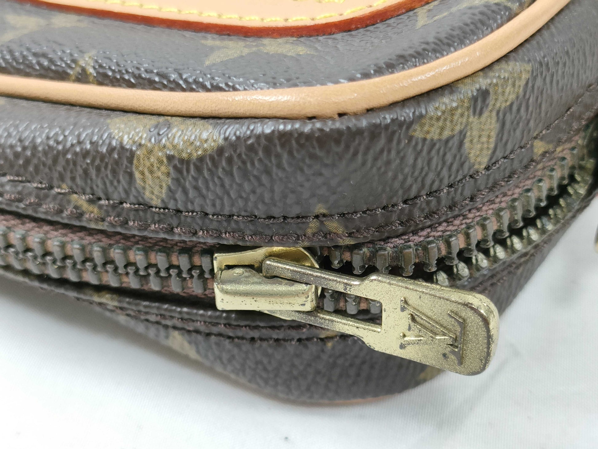 LOUIS VUITTON Monogram Shoulder Bag/Second Bag
