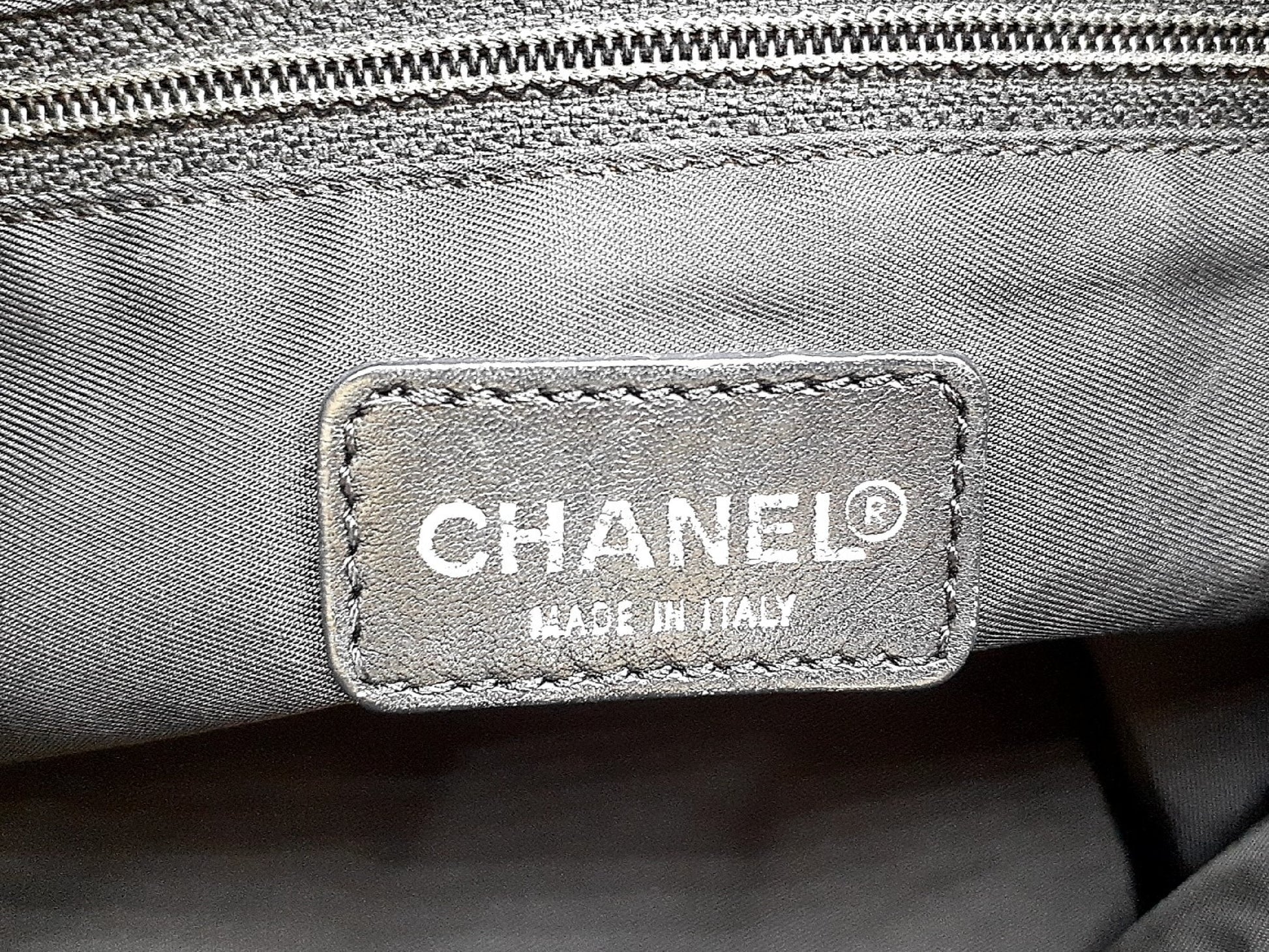 CHANEL New Travel Line 3-Piece Tote Bag Set with Stickers