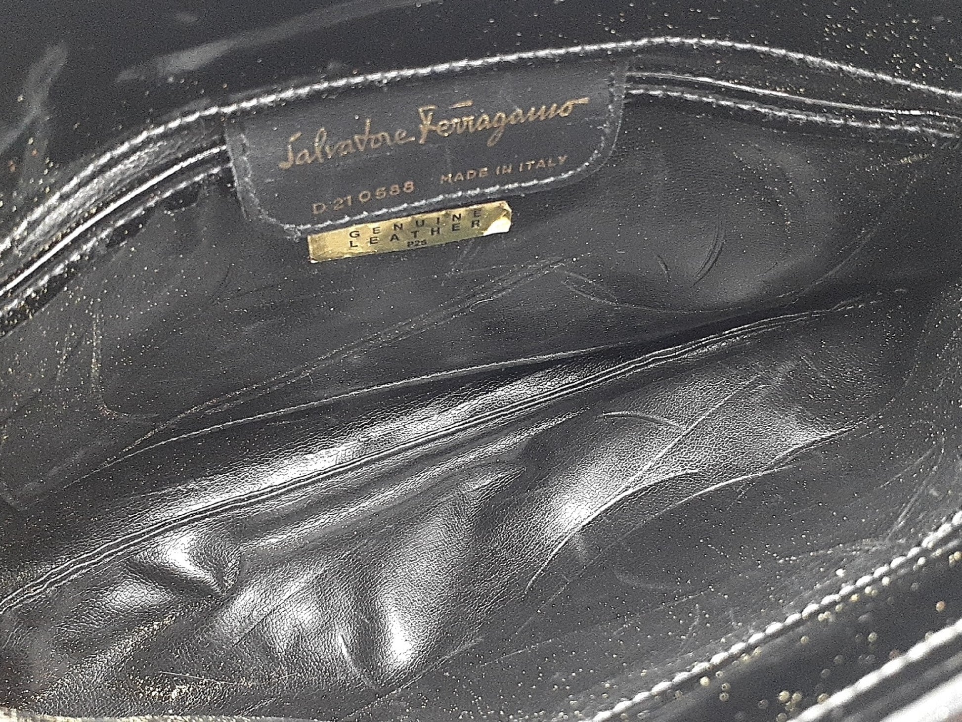 Salvatore Ferragamo Vara Leather Bag 4-Piece Shoulder Bag Set