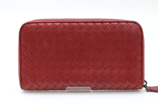 BOTTEGA VENETA Intrecciato Round Zip Wallet